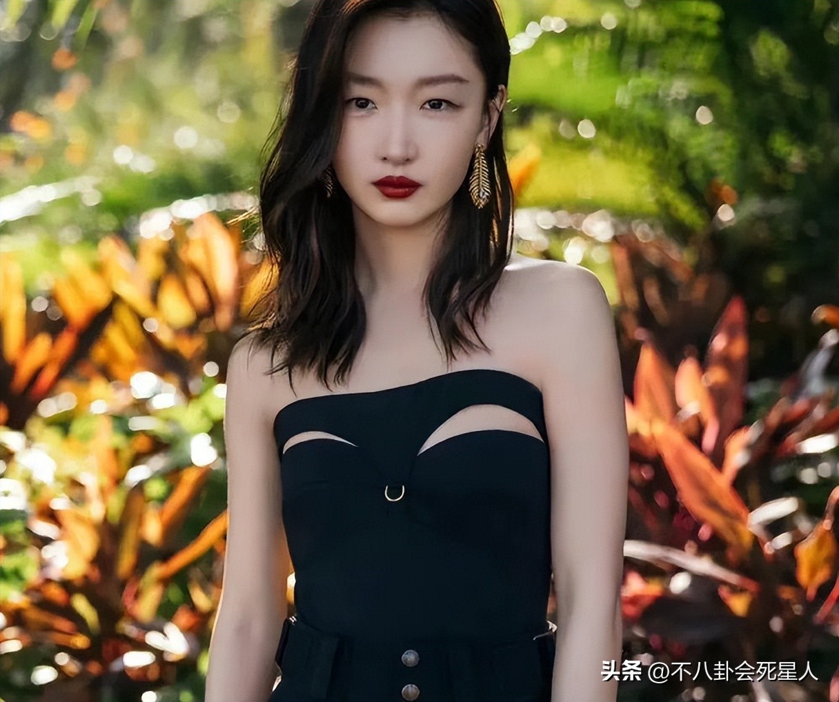 姚晨红毯造型翻车盘点,姚晨红毯奇葩