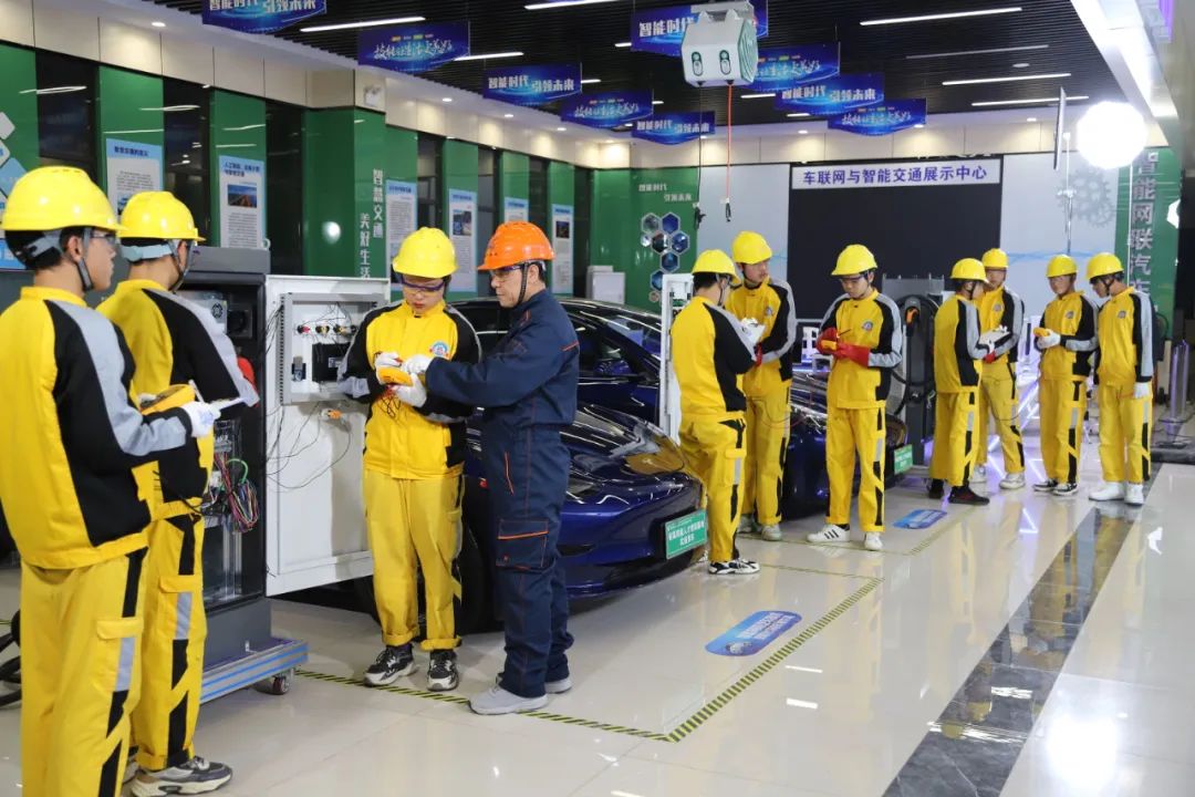 没有读完初中可以上技校吗,初中没读完可以上技校吗