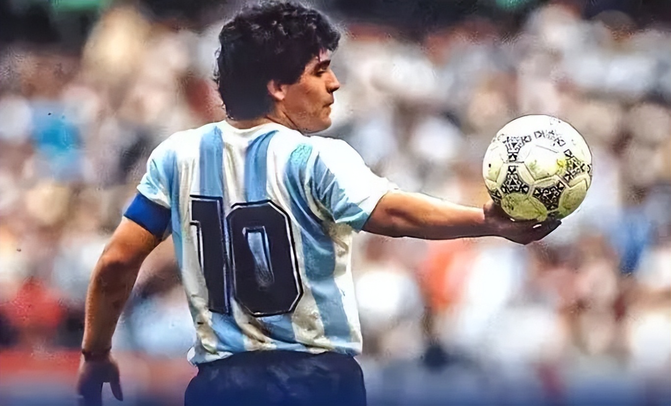 梅西输球、C罗下岗，我爱过的足球偶像都老了