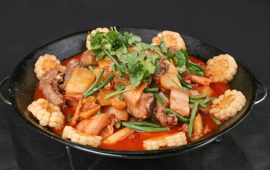 新买的铸铁锅千万别直接用,生铁铁锅如何开锅才不生锈不粘锅