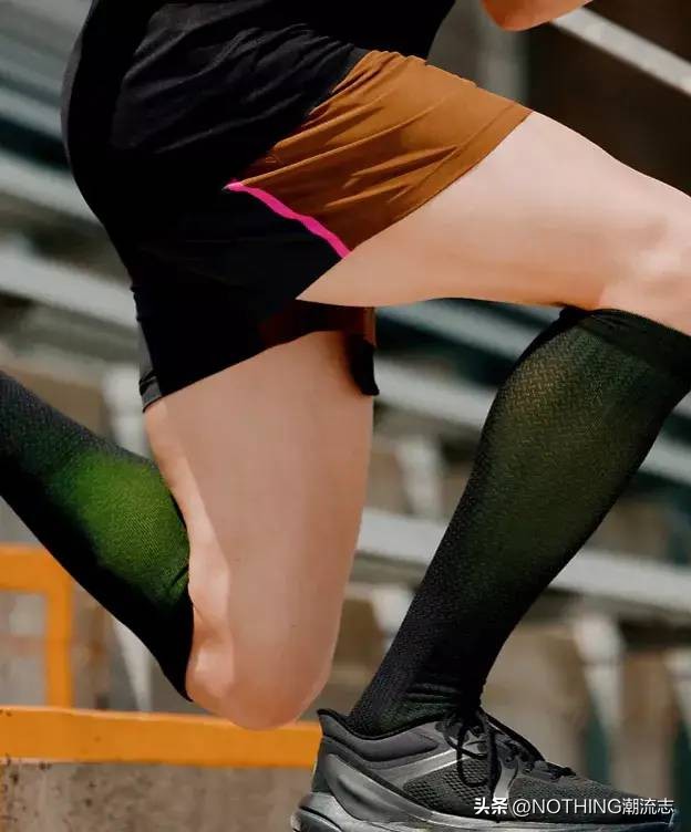 哪些长裤能跑步穿的好看,跑步必备运动裤让你身轻如燕