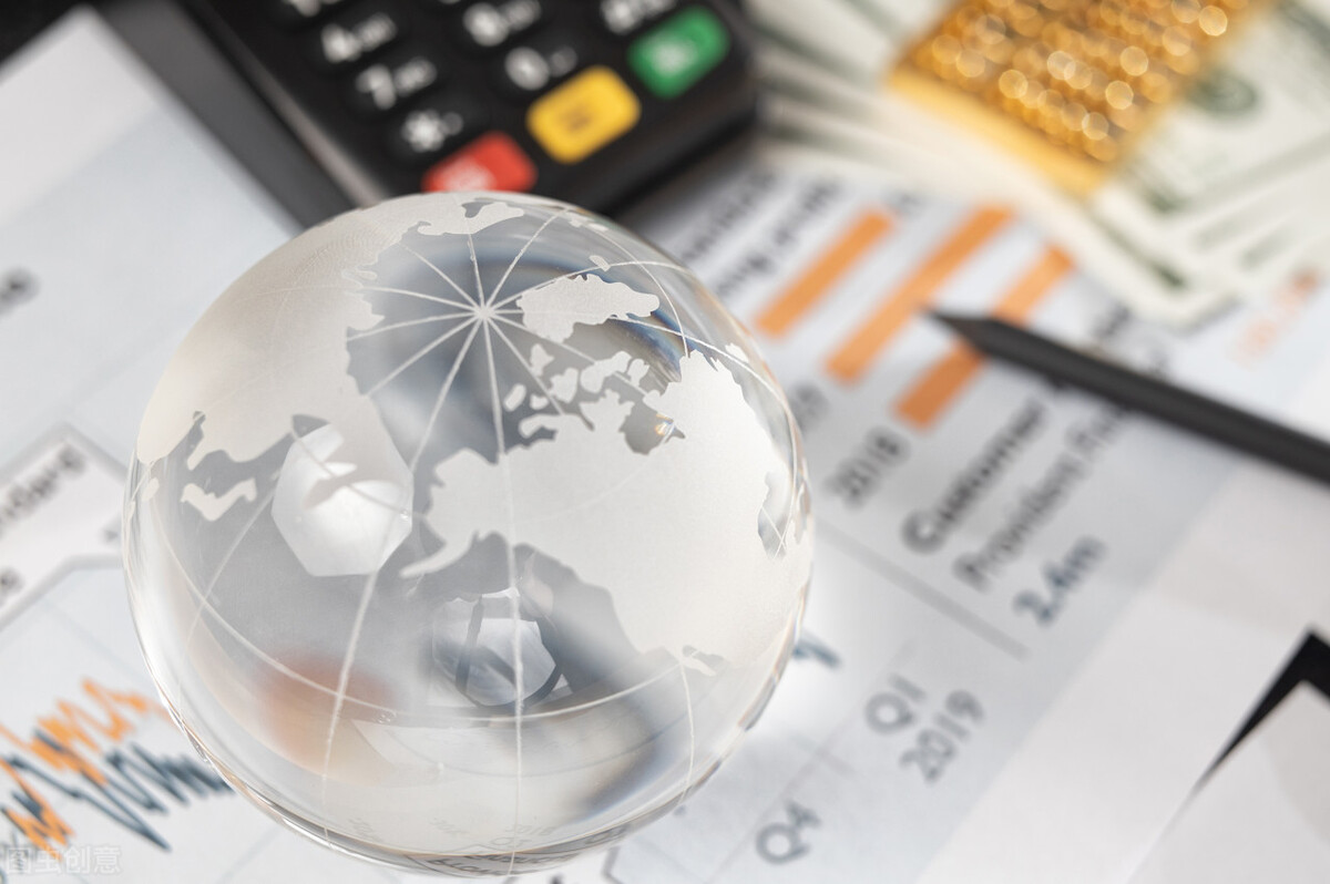 56家公司预告一季度业绩,49家公司半年报业绩超预期