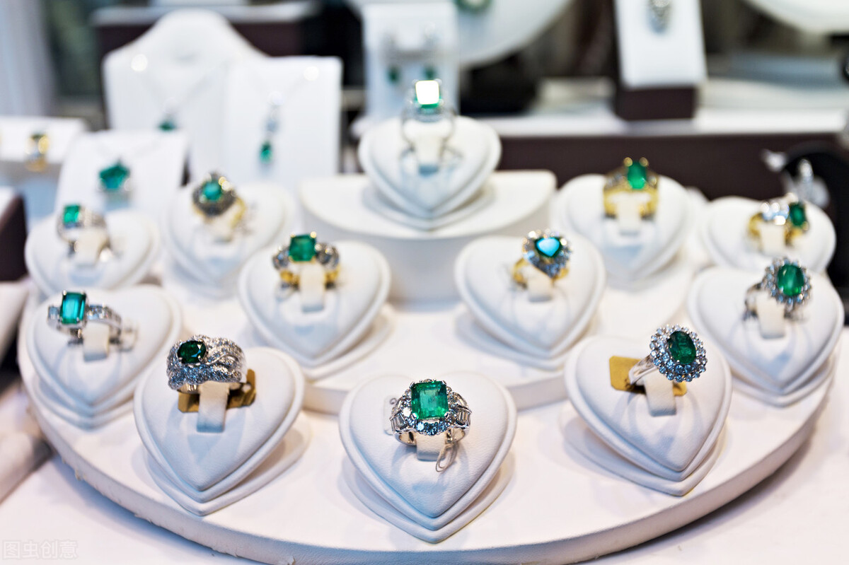 18k金首饰的黄金含量够吗,18k黄金首饰现在多少钱一克