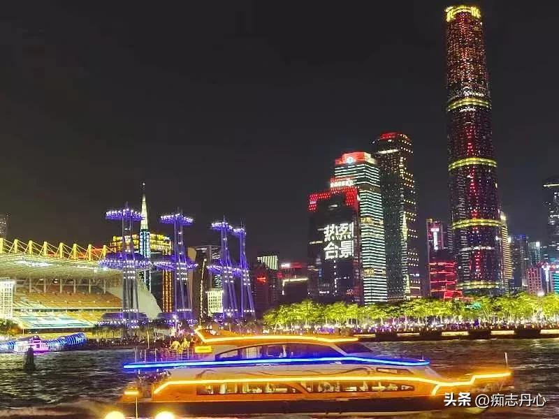 自信与自卑自负的区别和联系,单亲家庭极度自负又极度自卑