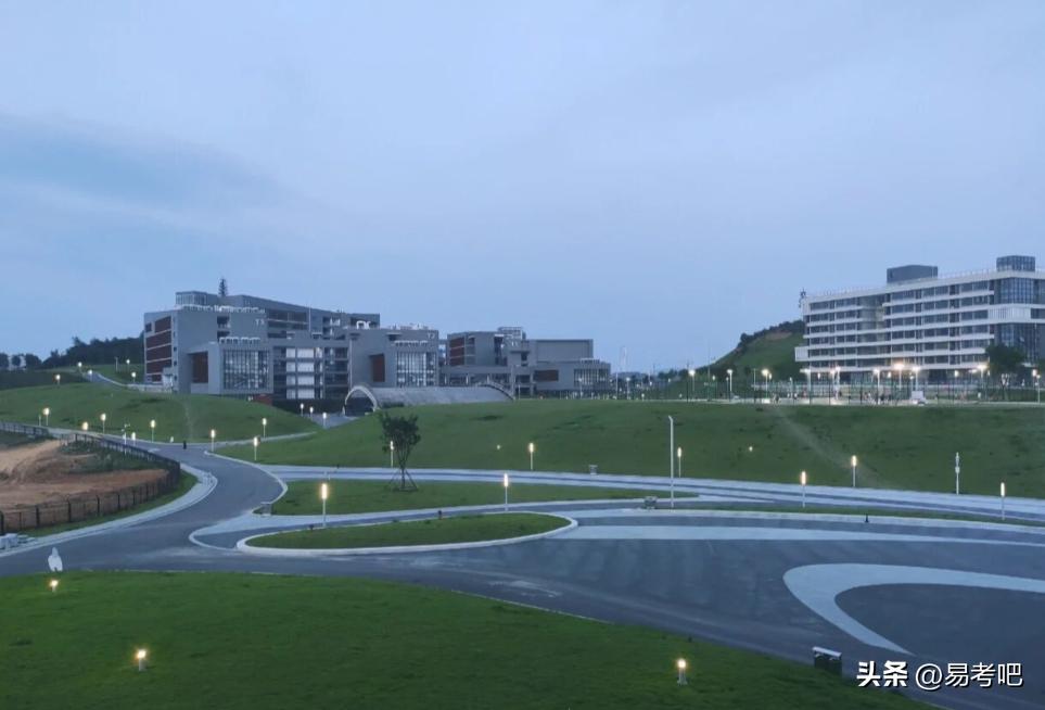 广西科技大学怎么样？重点学科有哪些？宿舍环境好吗？