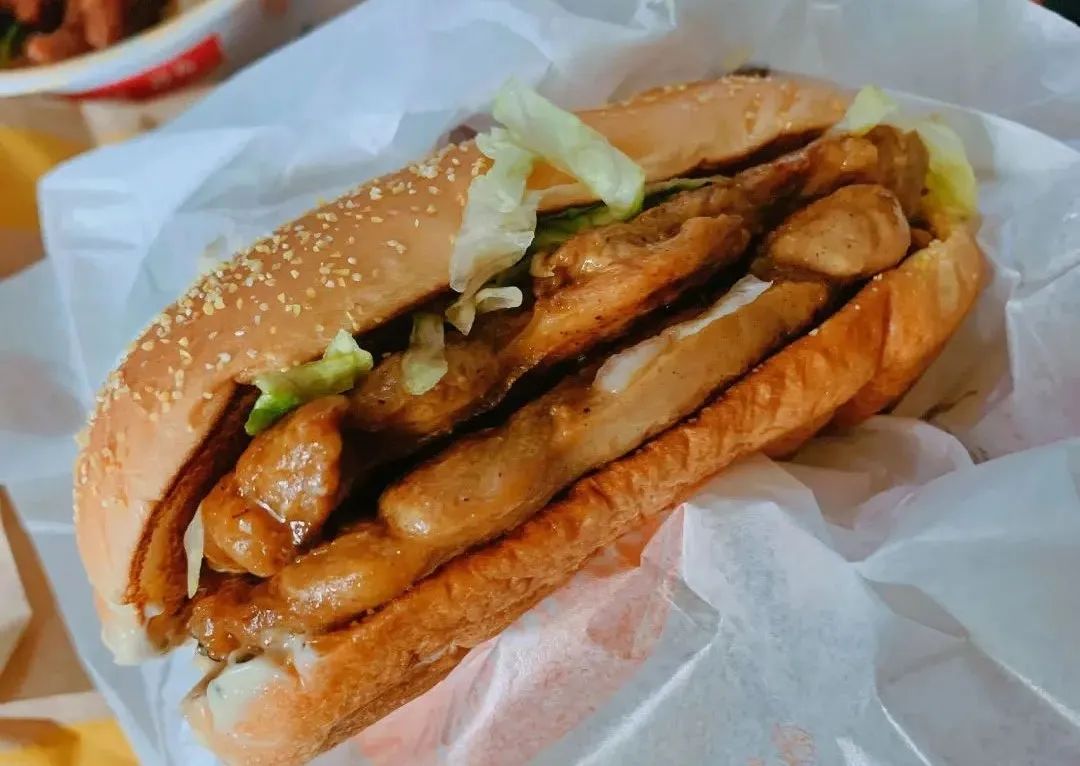 麦当劳肯德基哪个早餐卡划算,麦当劳早餐9.9买一送一肯德基早餐