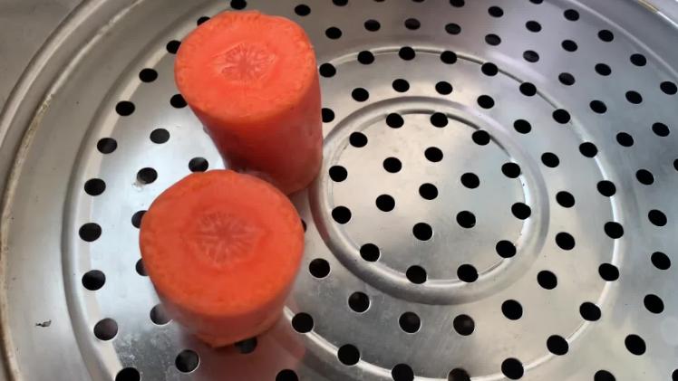 一根胡萝卜清理油烟机油污妙招,不管油烟机多脏只需一根胡萝卜