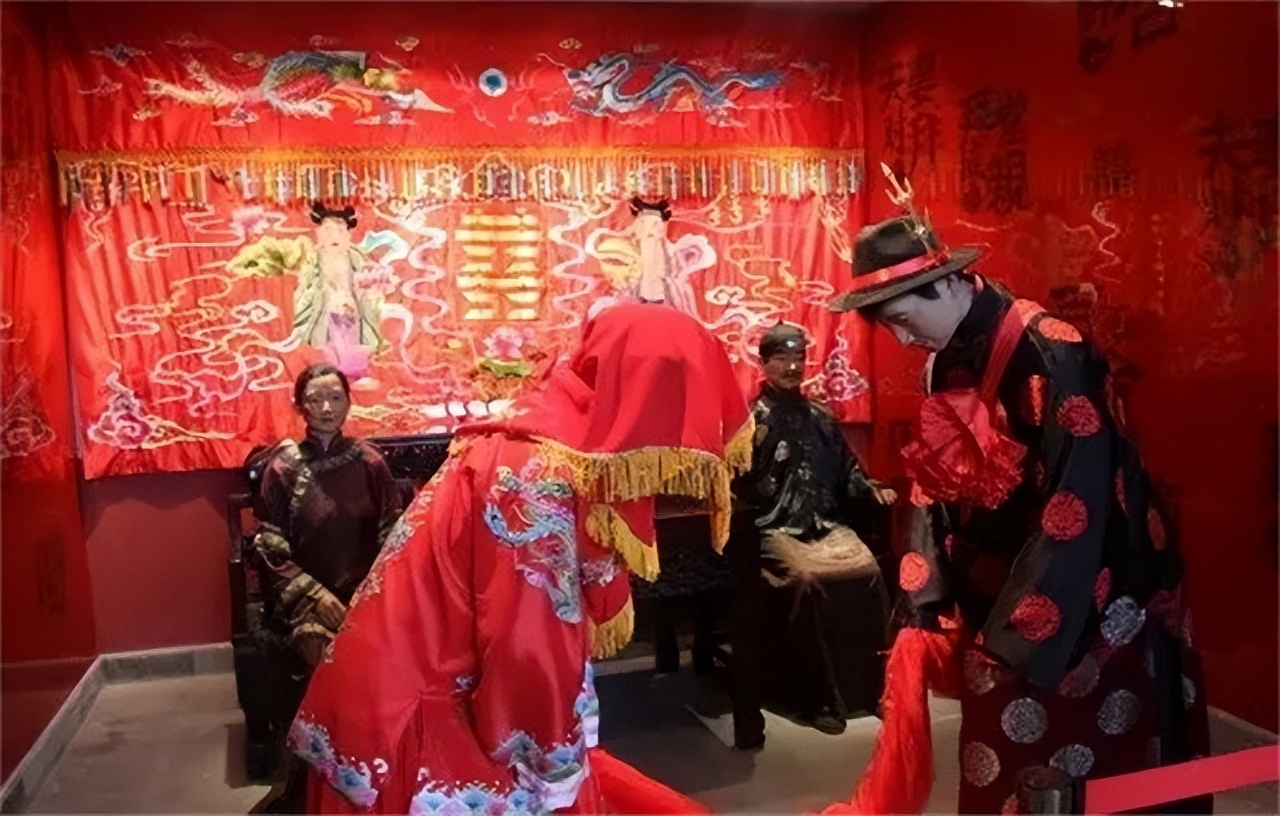 古代对未婚先孕的刑罚,古代对不婚的惩罚