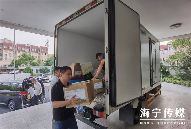 “山里好货,想吃!”武义高山玉米西瓜今天直通海宁