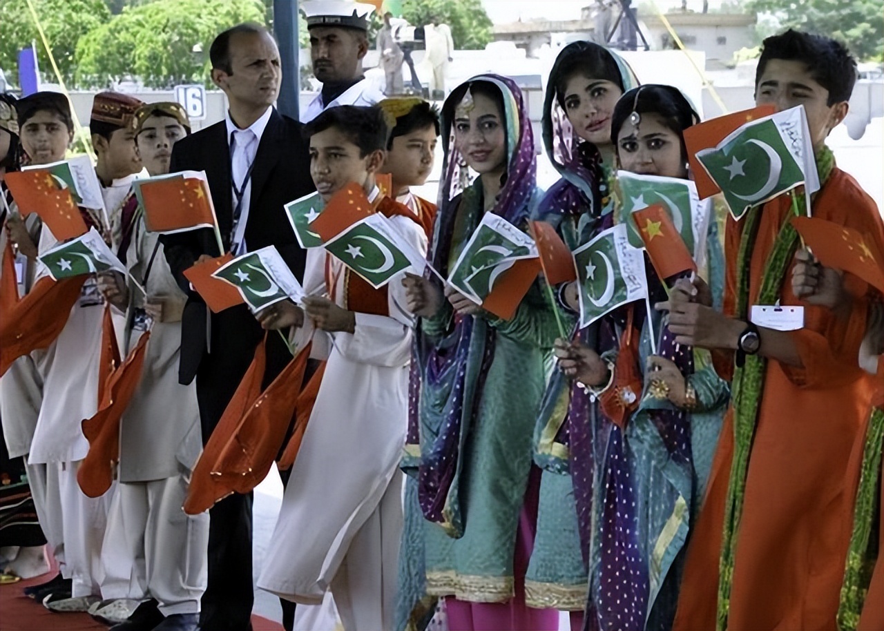 巴基斯坦政治环境,巴基斯坦外交地位