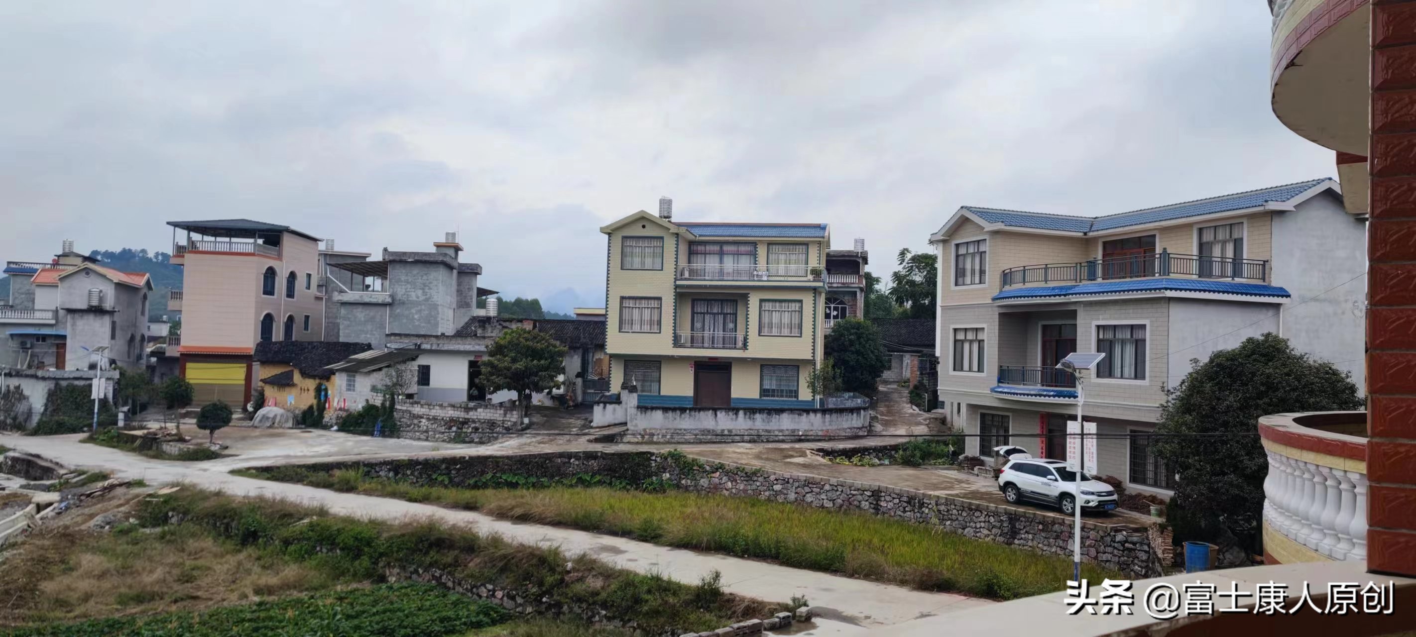 在富士康打工10年湖北小伙,广西小伙富士康