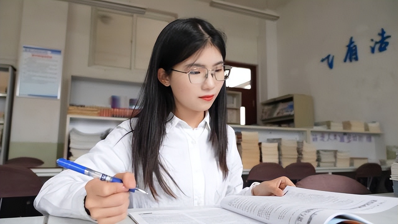 师范毕业后考研与不考研的区别,师范类学生考研跟实习有冲突吗