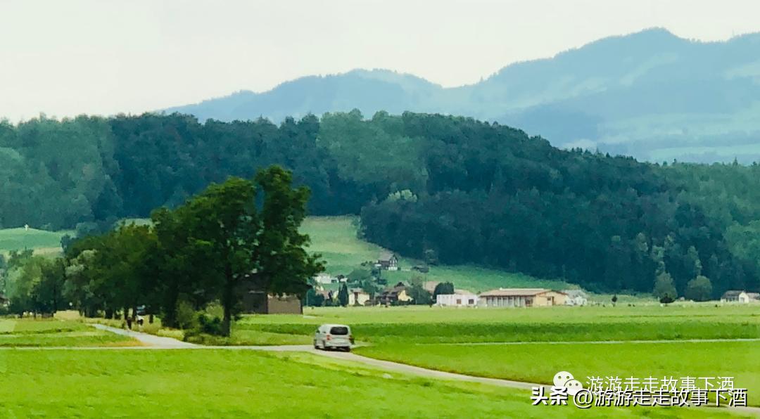 欧洲瑞士旅游线路,卢塞恩金色山口观光火车
