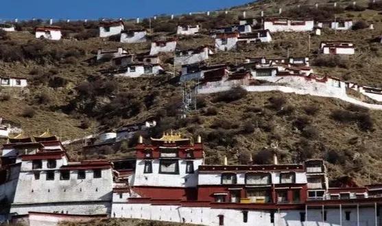 西藏无人区旅游攻略,2021西藏必火的7个旅行地此生必去