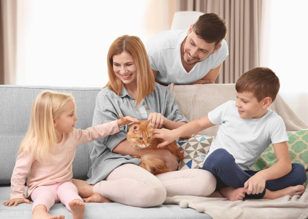 害怕打针的小朋友又哭又闹,孩子打针吃药咳嗽都不好怎么办