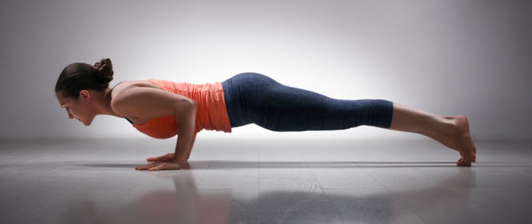 绝经几十年突然来月经什么情况,女性绝经后要小心3种情况找上门