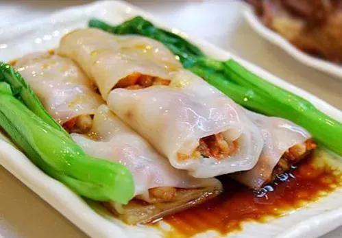 街边卖小吃卖什么最好成本又低,暴利生意90后摆摊卖传统小吃