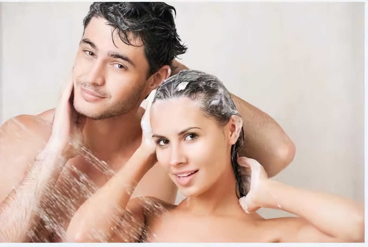 当代秃头青年的脱发自救精品指南,脱发快秃头了怎么办