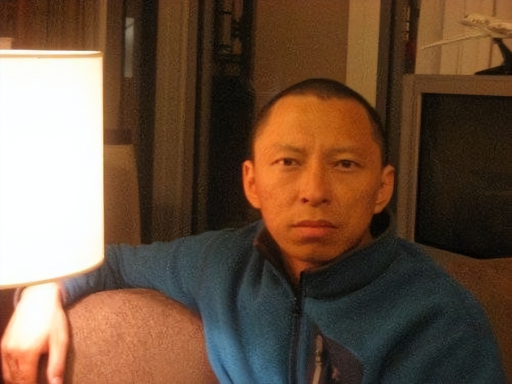 17岁上北大的他,他十七岁考上清华22岁生子