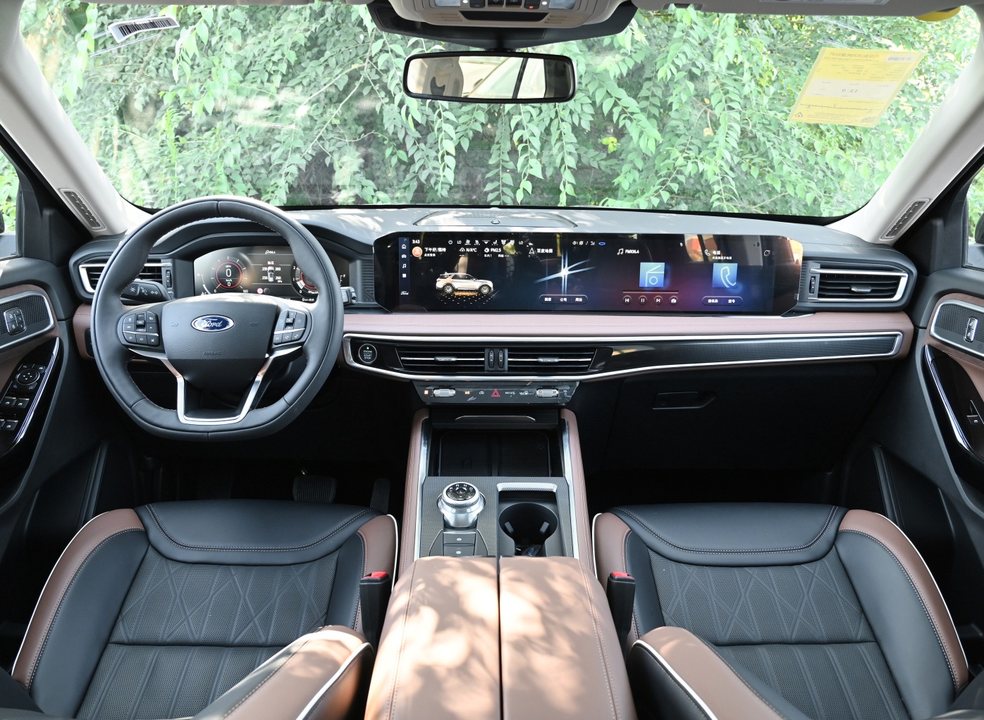 福特探险者35t多少钱,35万预算买探险者还是航海家