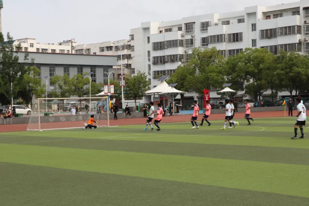 邓州市奔跑吧少年篮球比赛回放,邓州2021年小学足球比赛