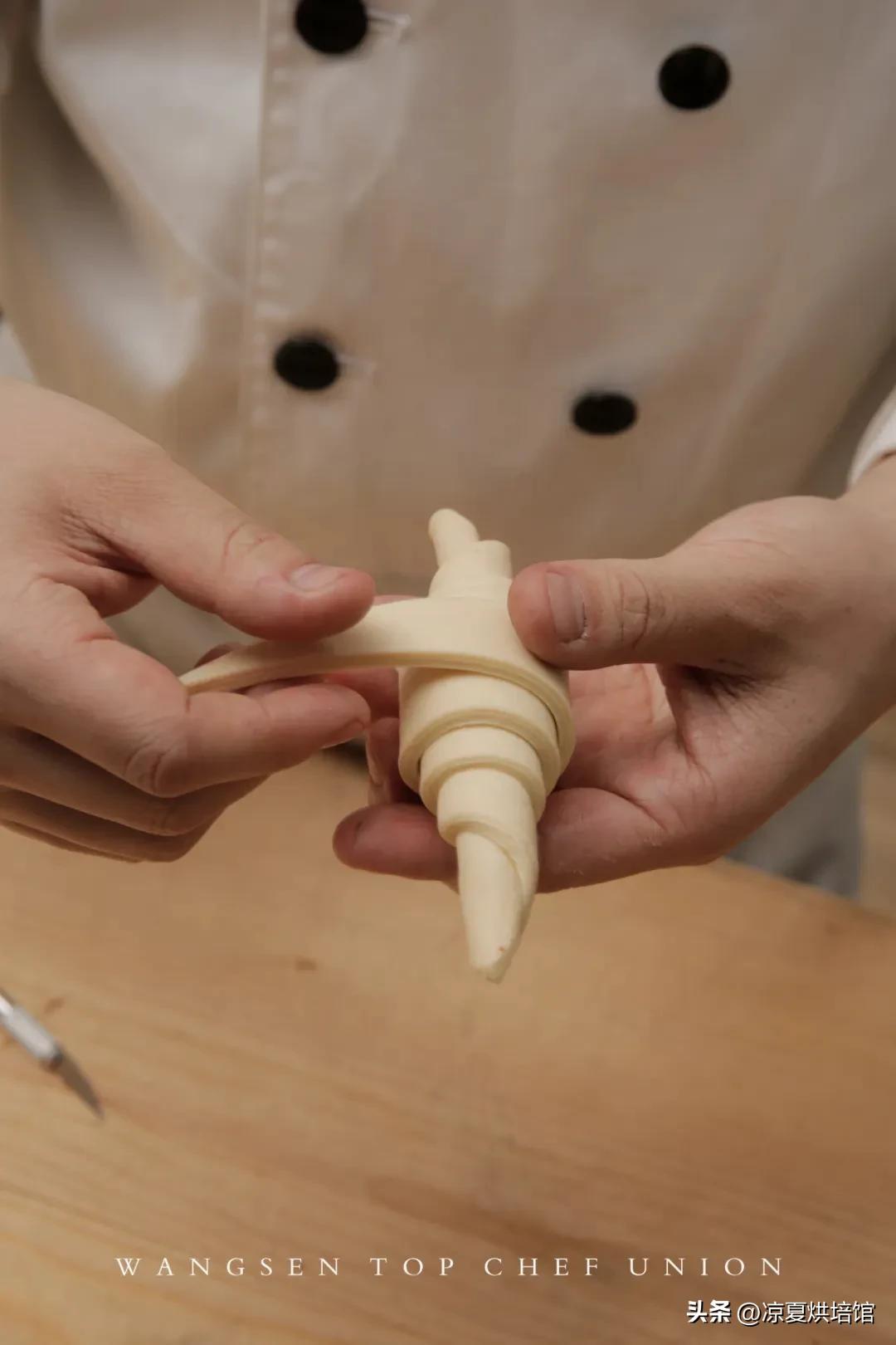 丹麦牛角开酥教程,手工奶酥吐司面包