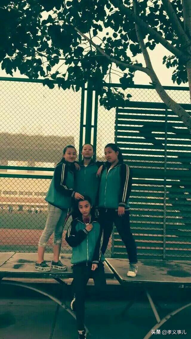 70年栉风沐雨70载春华秋实,70年栉风沐雨70年砥砺前行