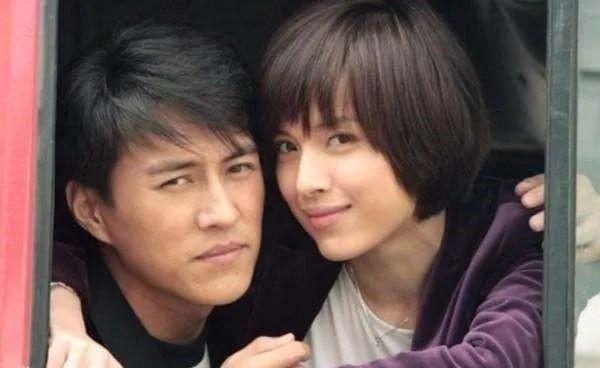 李佳现在有几段婚姻,李佳和孩子近照