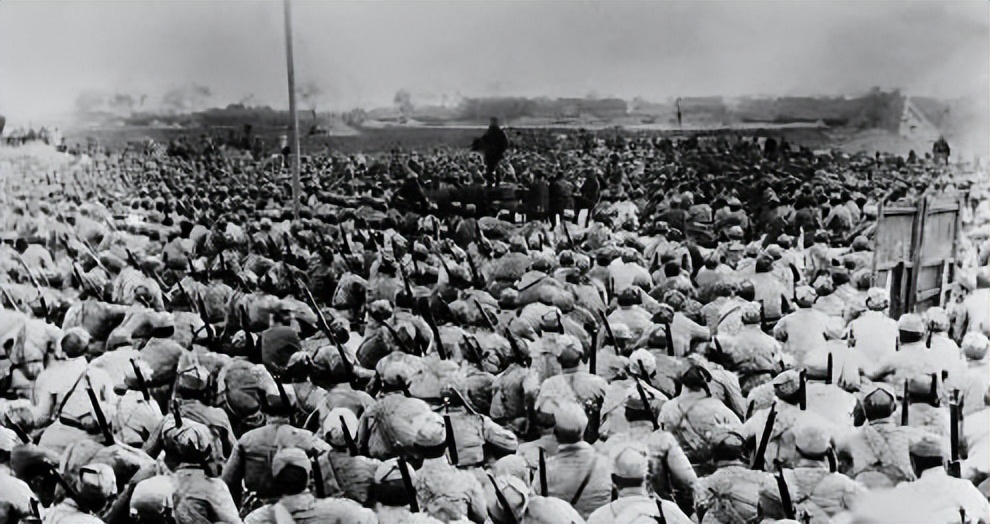 1945年,苏联红军出兵中国东北,是为了抗日还是还是另有所图呢?