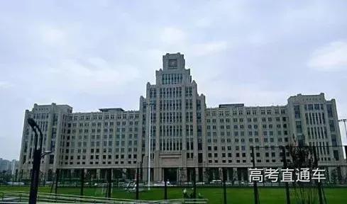 盘点那些环境极好大学宿舍,国内四大豪华大学宿舍