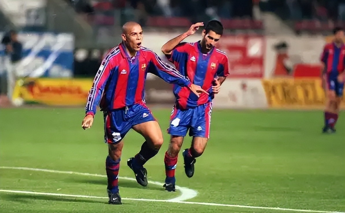 大罗能进巴萨最佳阵容吗,大罗足球史上最佳阵容