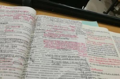 为什么劝人学医会天打雷劈,怎么有人说劝人学医天打雷劈