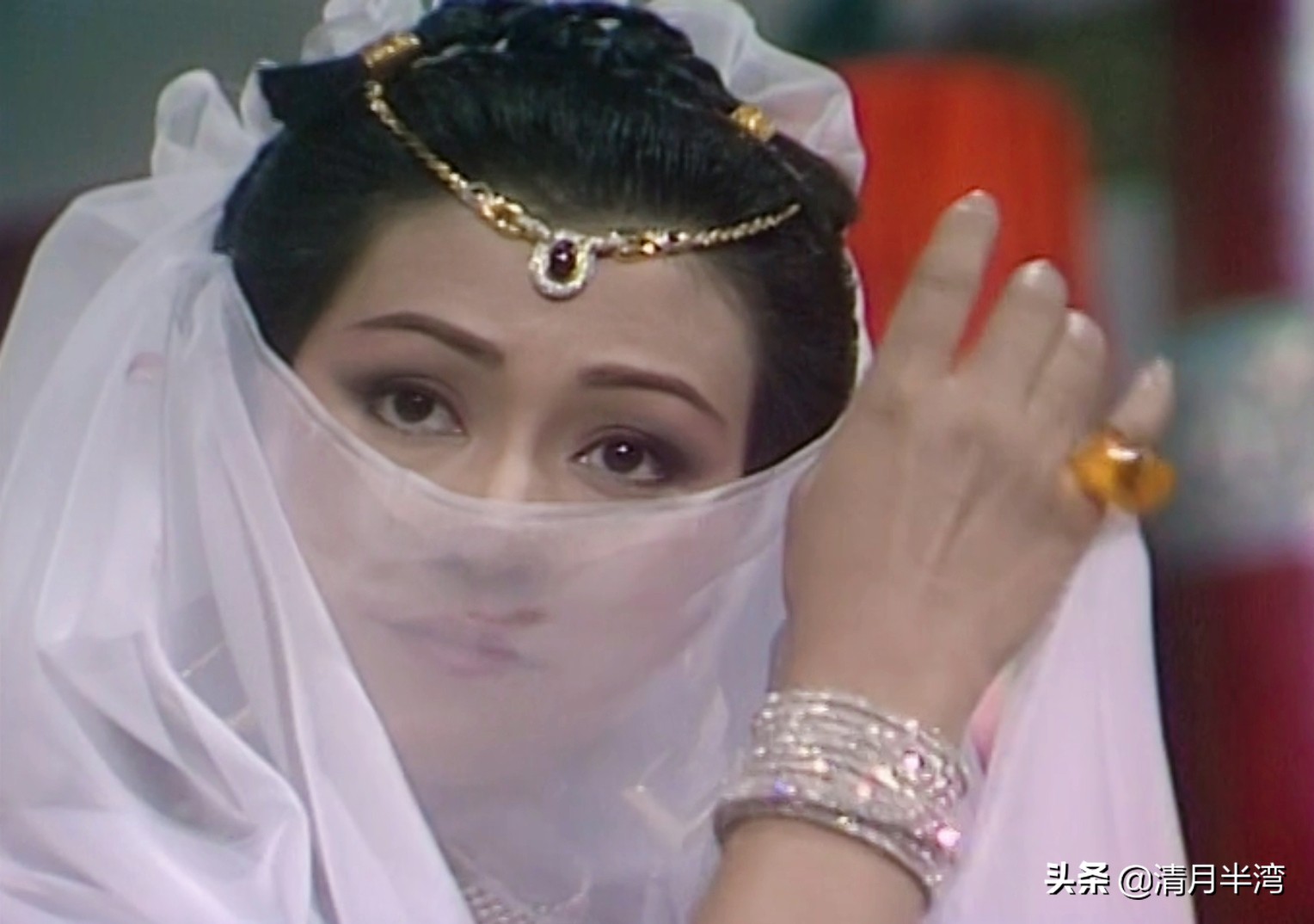 金花婆婆撕面具是哪一集,金花婆婆摘面具哪一版好看