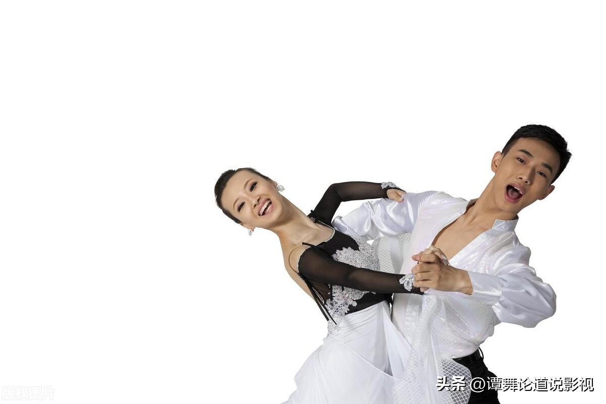 成都交谊舞男女双人舞,规范交谊舞完整版广场舞