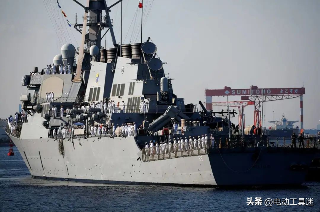 美导弹驱逐舰又来碰瓷，过航台湾海峡，炒作意味浓厚，如何处置