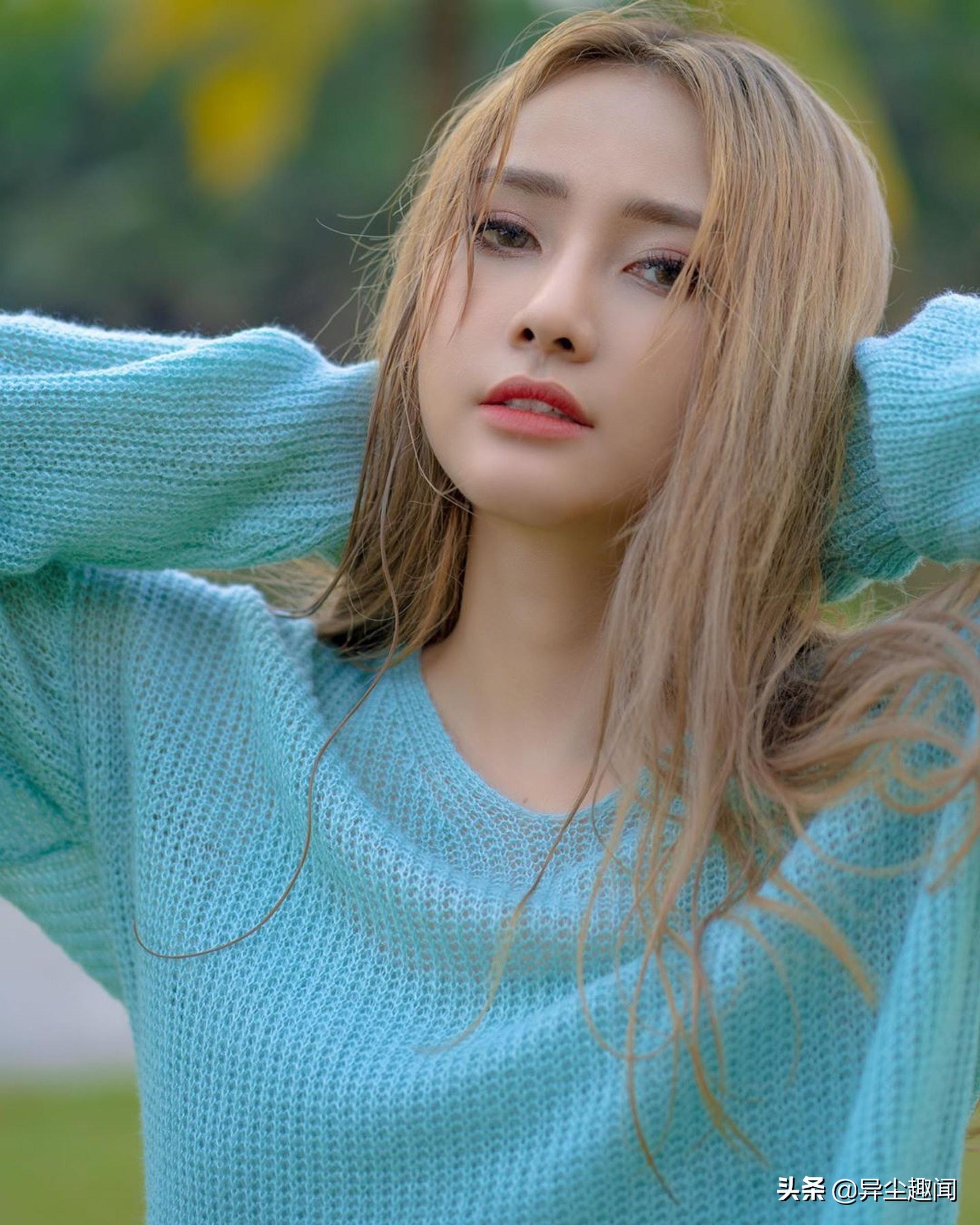 美到忘记看比赛!球场边越南的笑颜美女甜美爆红