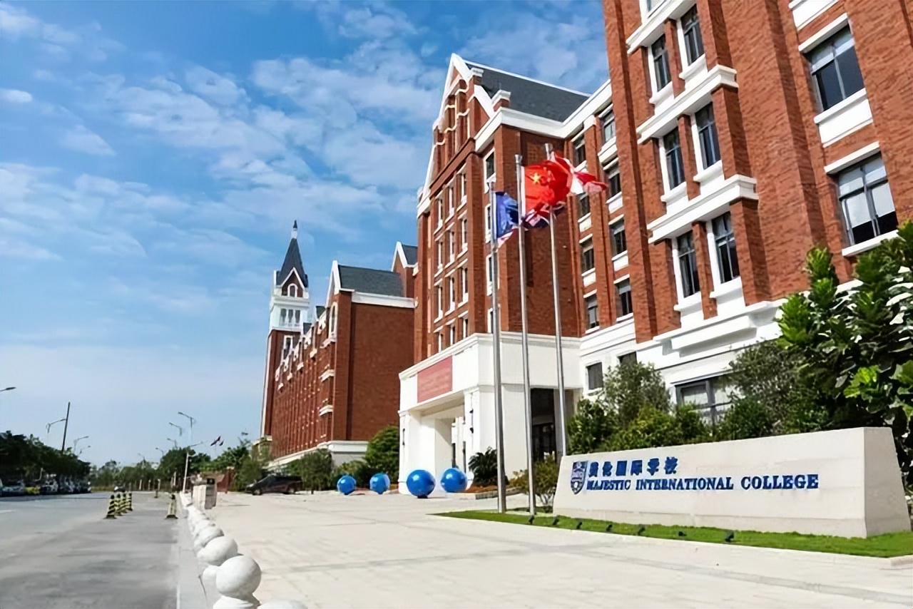 佛山藏珑华府最新价格,佛山藏珑华府二手房82平