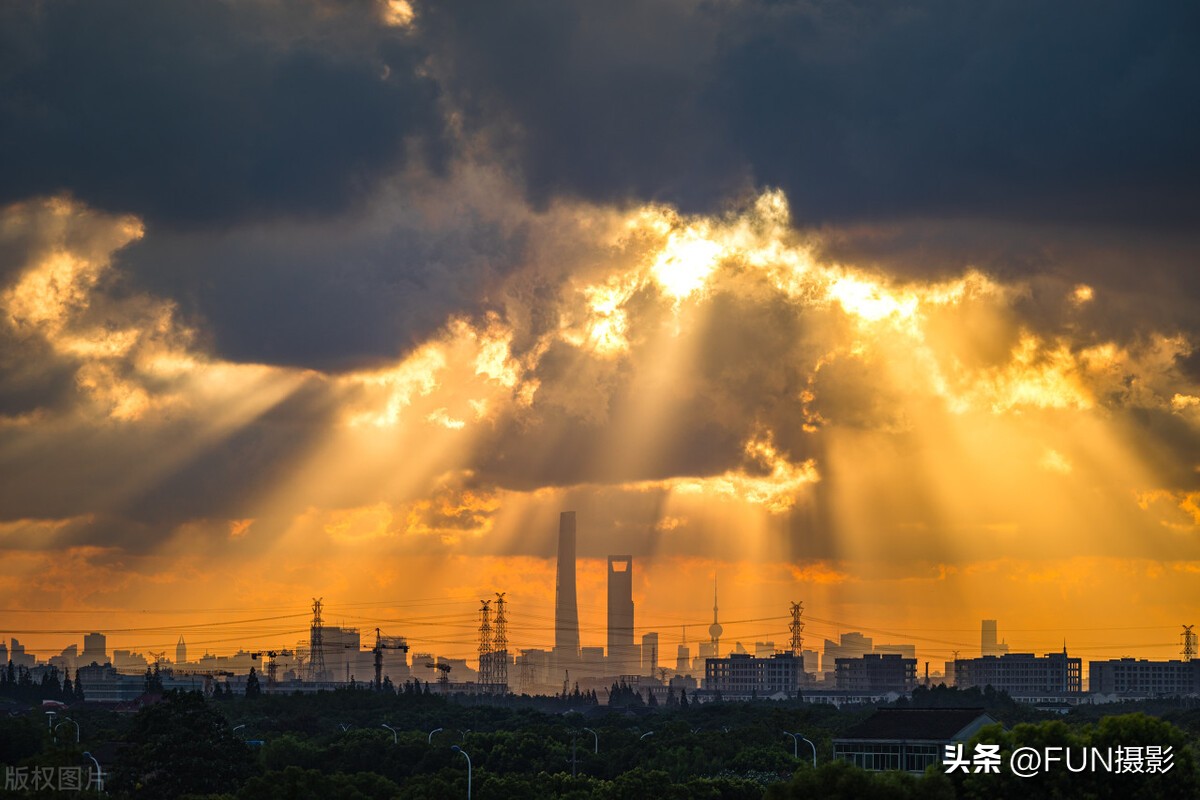 丁达尔效应达利园效应达芬奇效应,达利园效应和丁达尔效应同时出现