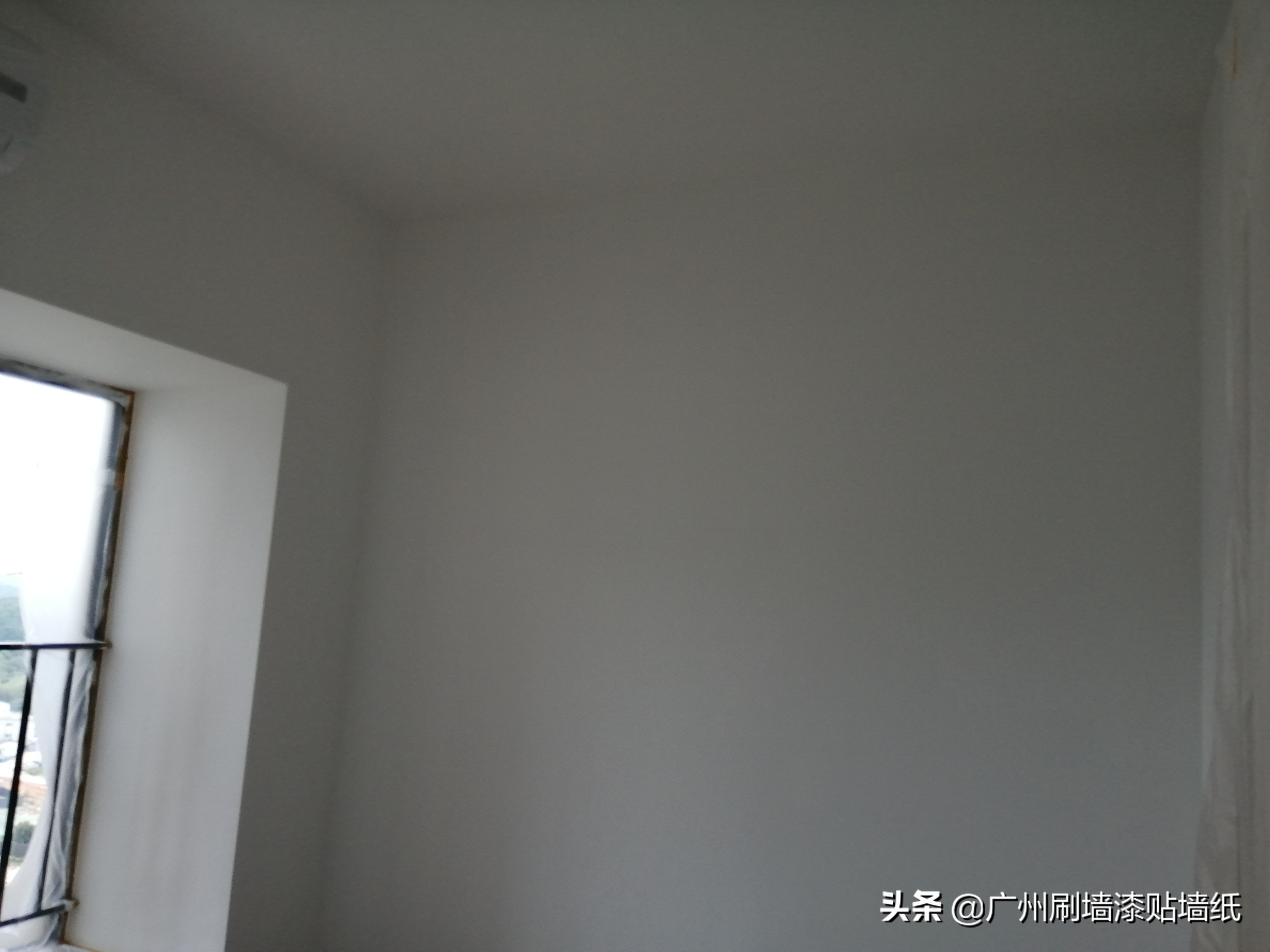 叠溪花园刷漆,多乐士墙面刷乳胶漆280平方多少钱