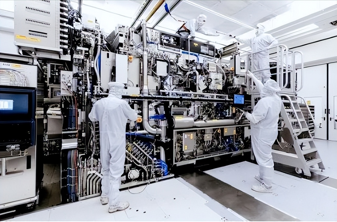 中国首台光刻机交货了吗,首台光刻机最新消息