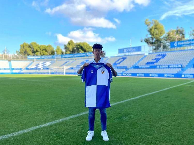 喜讯！中国男足新星登陆欧洲联赛，年仅19岁！山东泰山做出牺牲