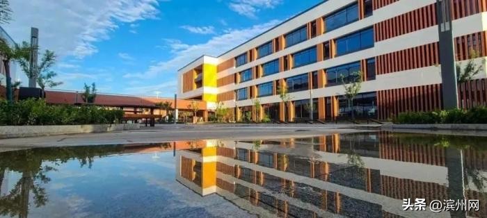 【视频专访】为学生的终身幸福与发展奠基——专访滨州经济技术开发区渤海实验学校校长董宏伟