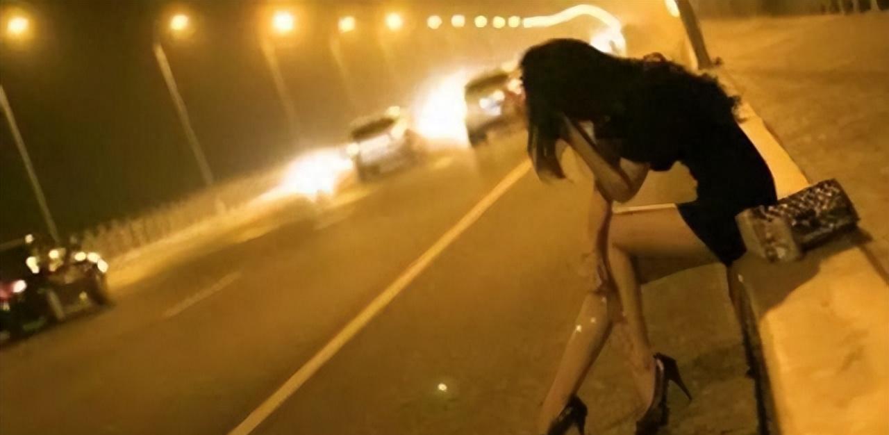 如果一个男人卖淫，后来发现老婆是他的约会对象，这算不算卖淫？