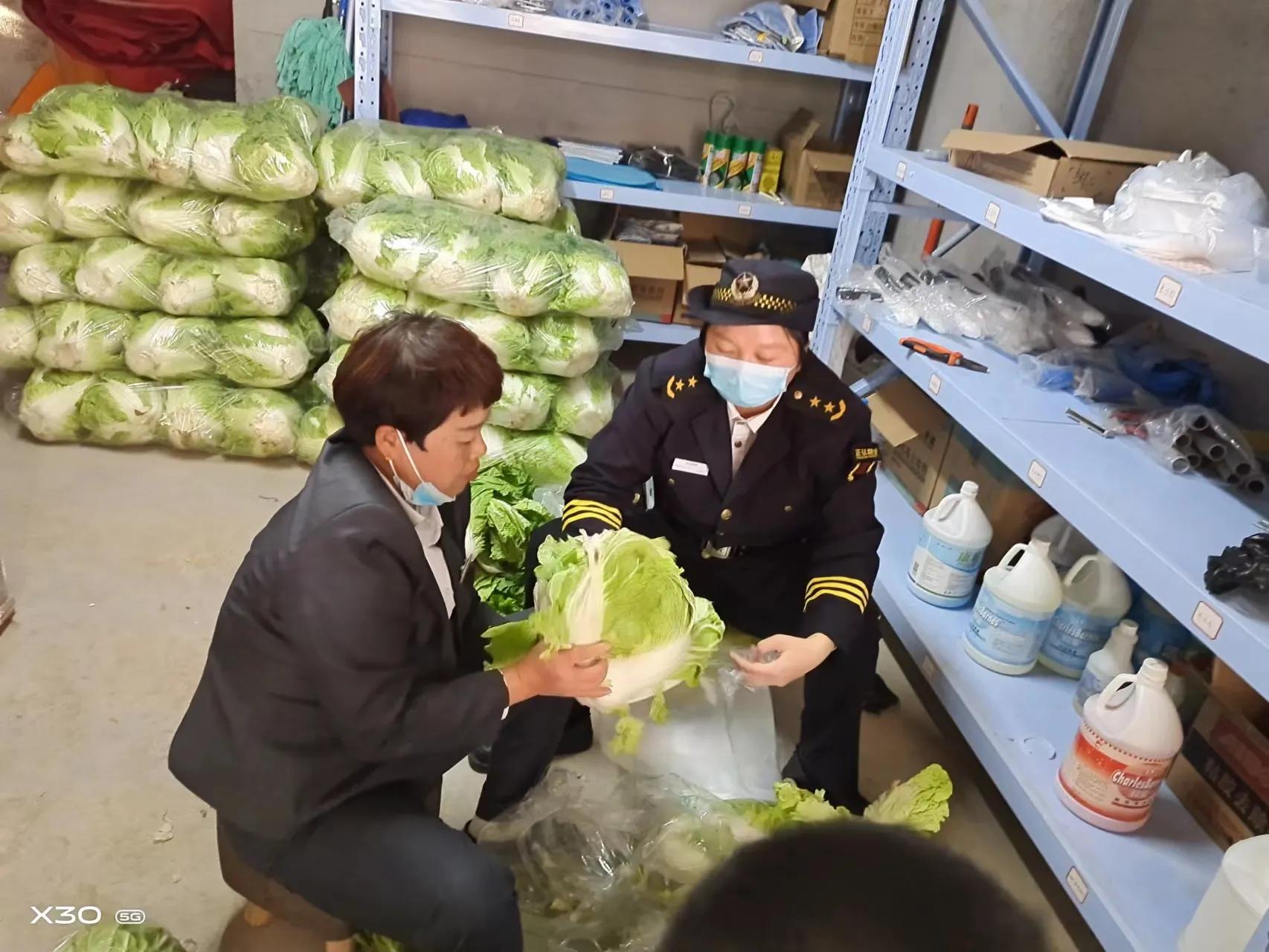 疫情无情人间有情正能量,疫情无情人有情互帮互助显大爱