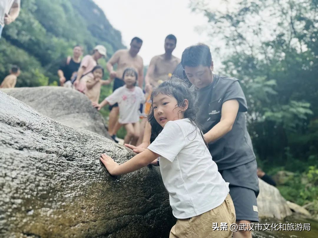 嬉水节攻略,溪谷露营旅游攻略