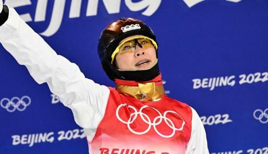 徐梦桃奥运冠军的故事简短,徐梦桃奥运夺冠视频完整版