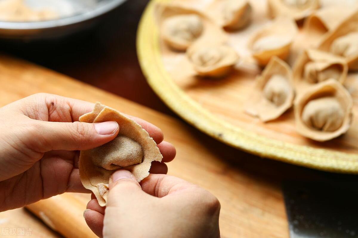 天津云吞怎么包,云吞怎么包法馅特别少