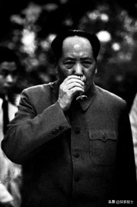 1991年一地主走投无路，托人致信副主席：还记得那一千担救命粮吗