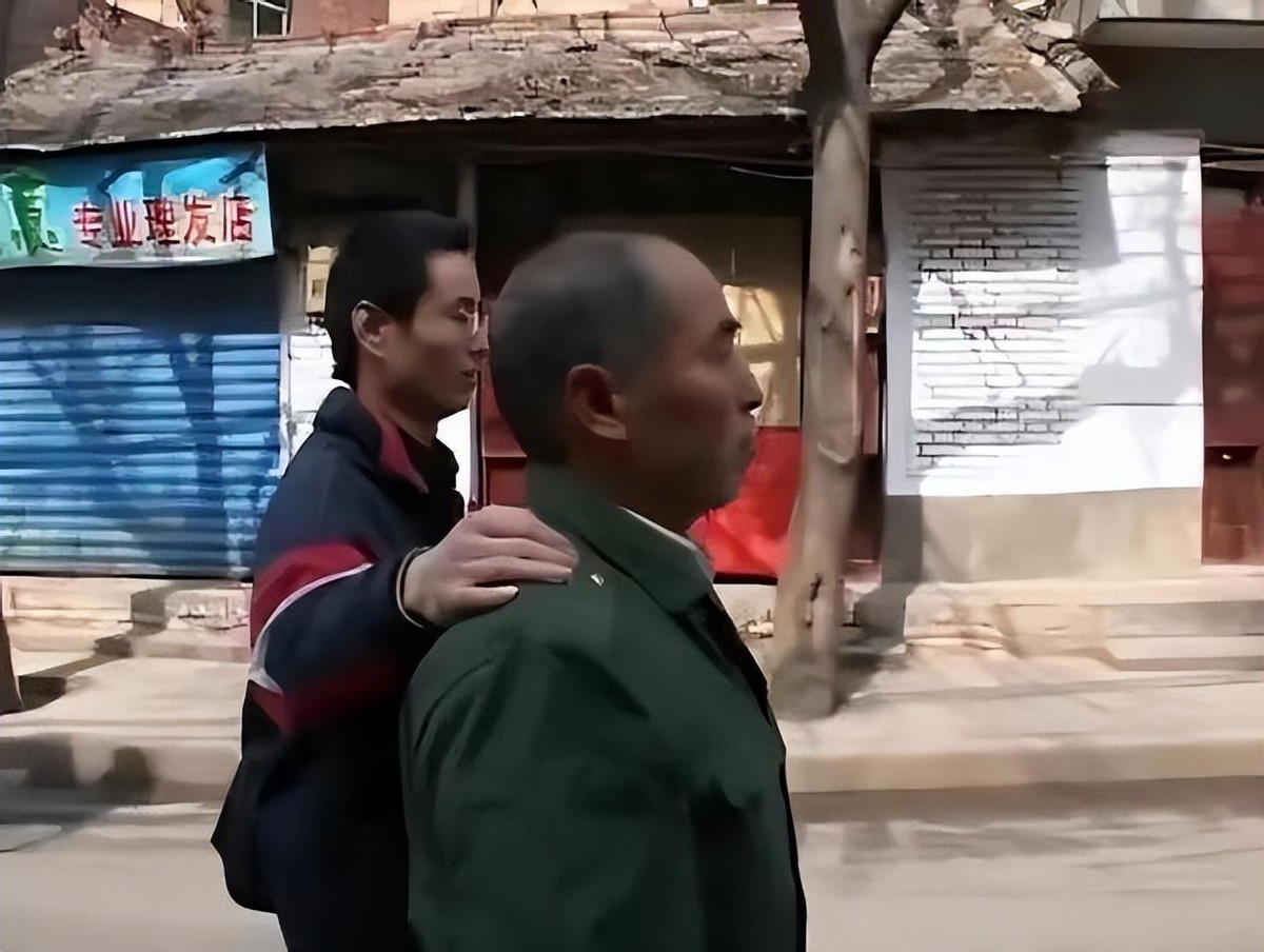 读书是贫穷人的唯一出路吗,读书改变贫穷唯一途径