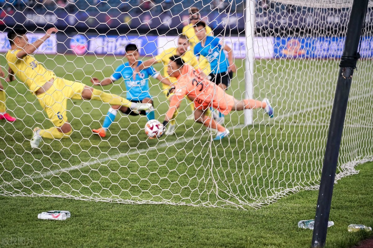 南征北战第二集,韩鹏飞最霸气的一段